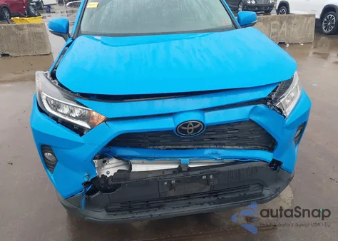 2021 Toyota Rav4 Xle из США, поврежденный, VIN JTMW1RFVXMD072322